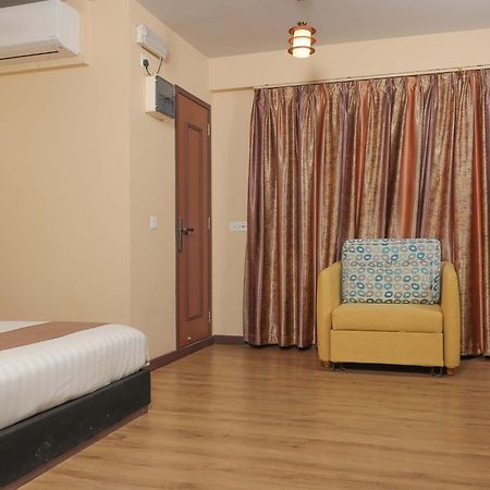 Rashu Hiyaa Hotel Дифуши Екстериор снимка
