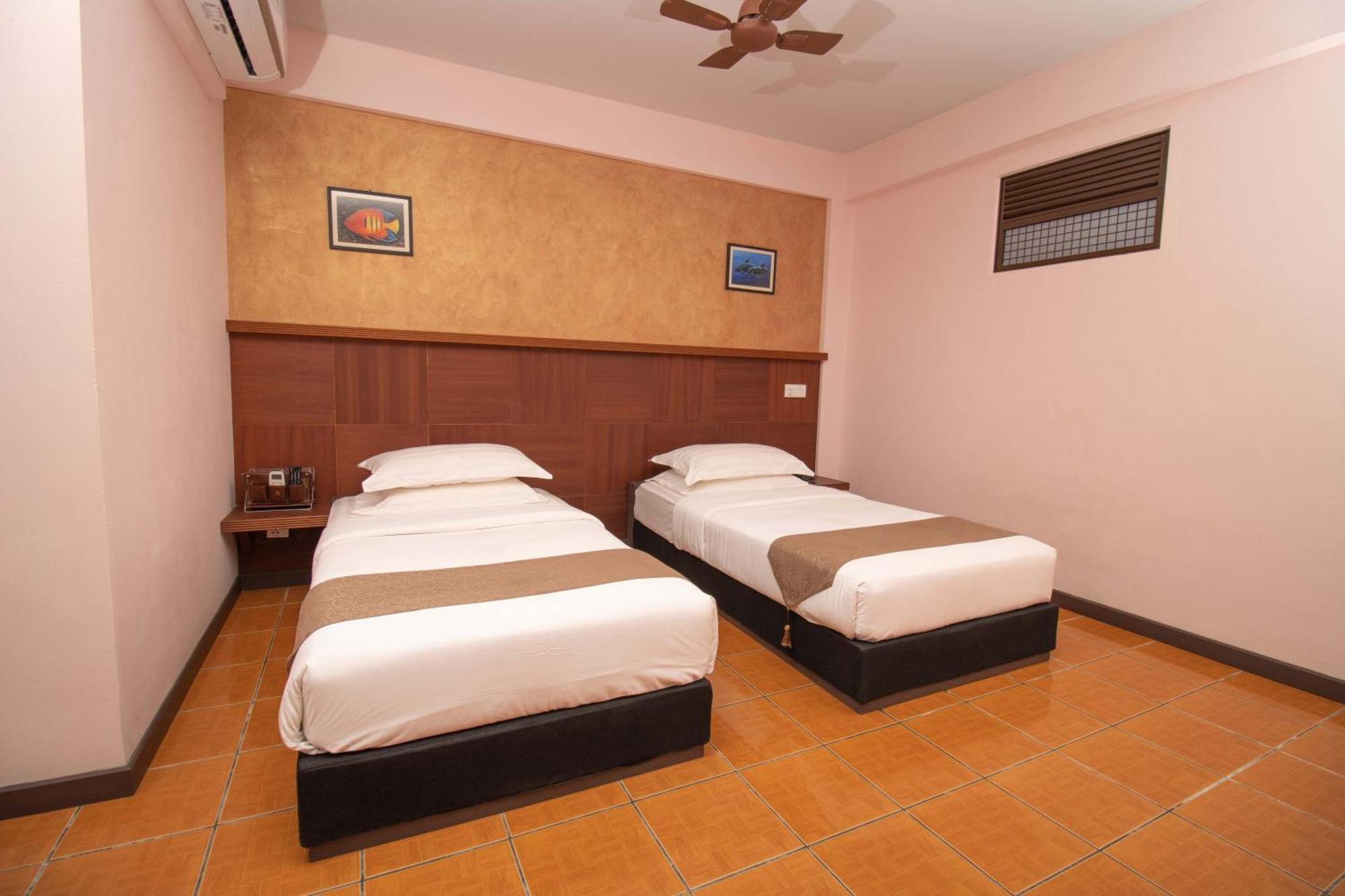 Rashu Hiyaa Hotel Дифуши Екстериор снимка