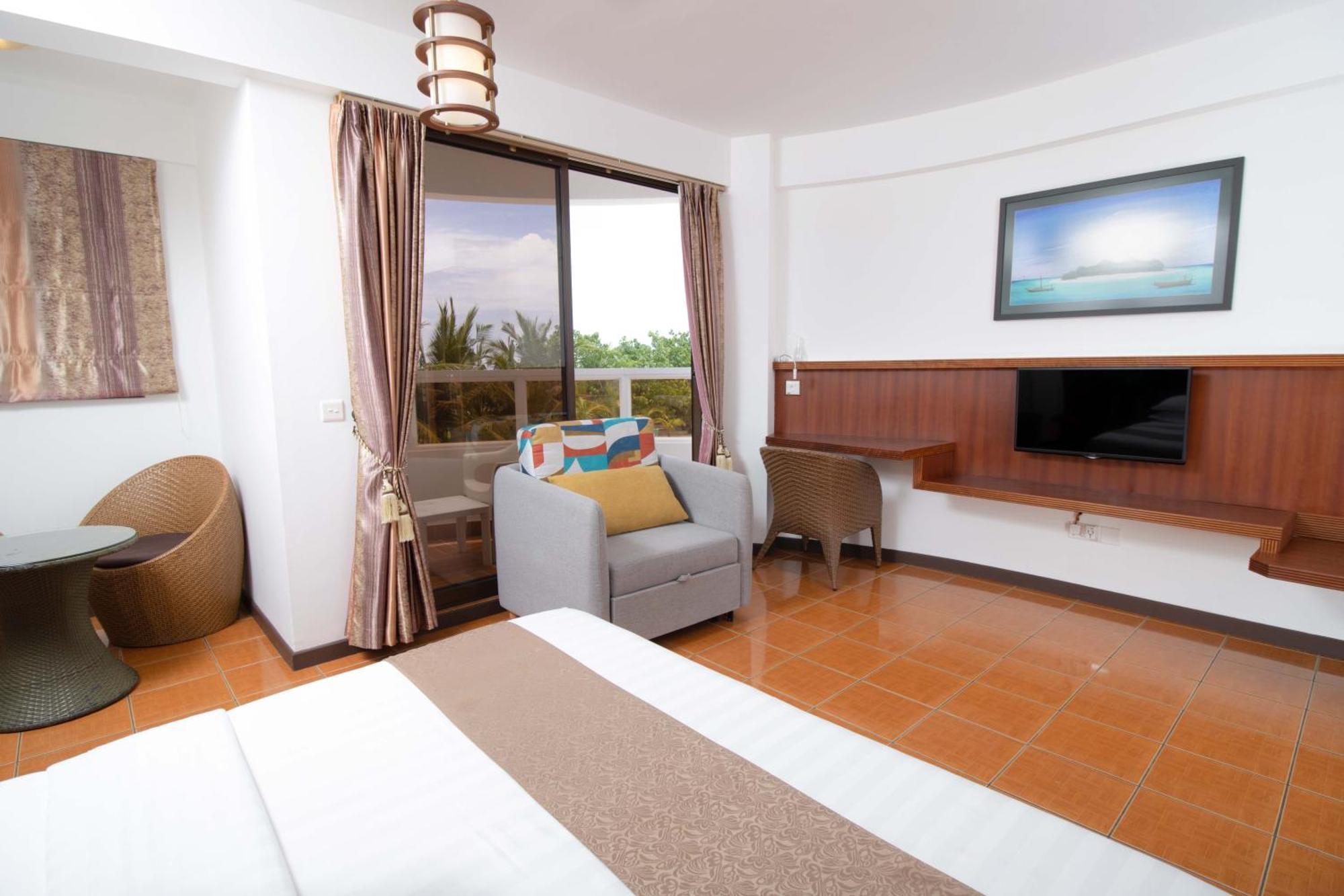 Rashu Hiyaa Hotel Дифуши Екстериор снимка