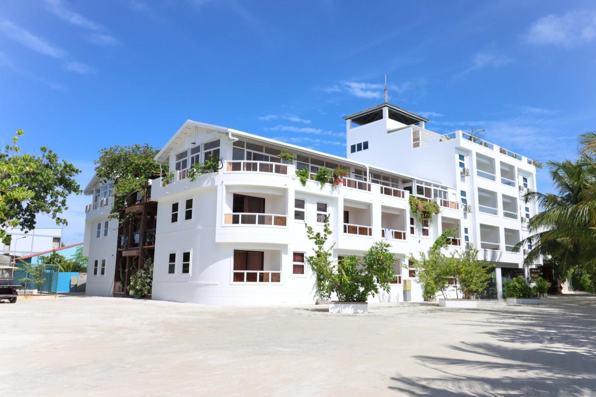 Rashu Hiyaa Hotel Дифуши Екстериор снимка