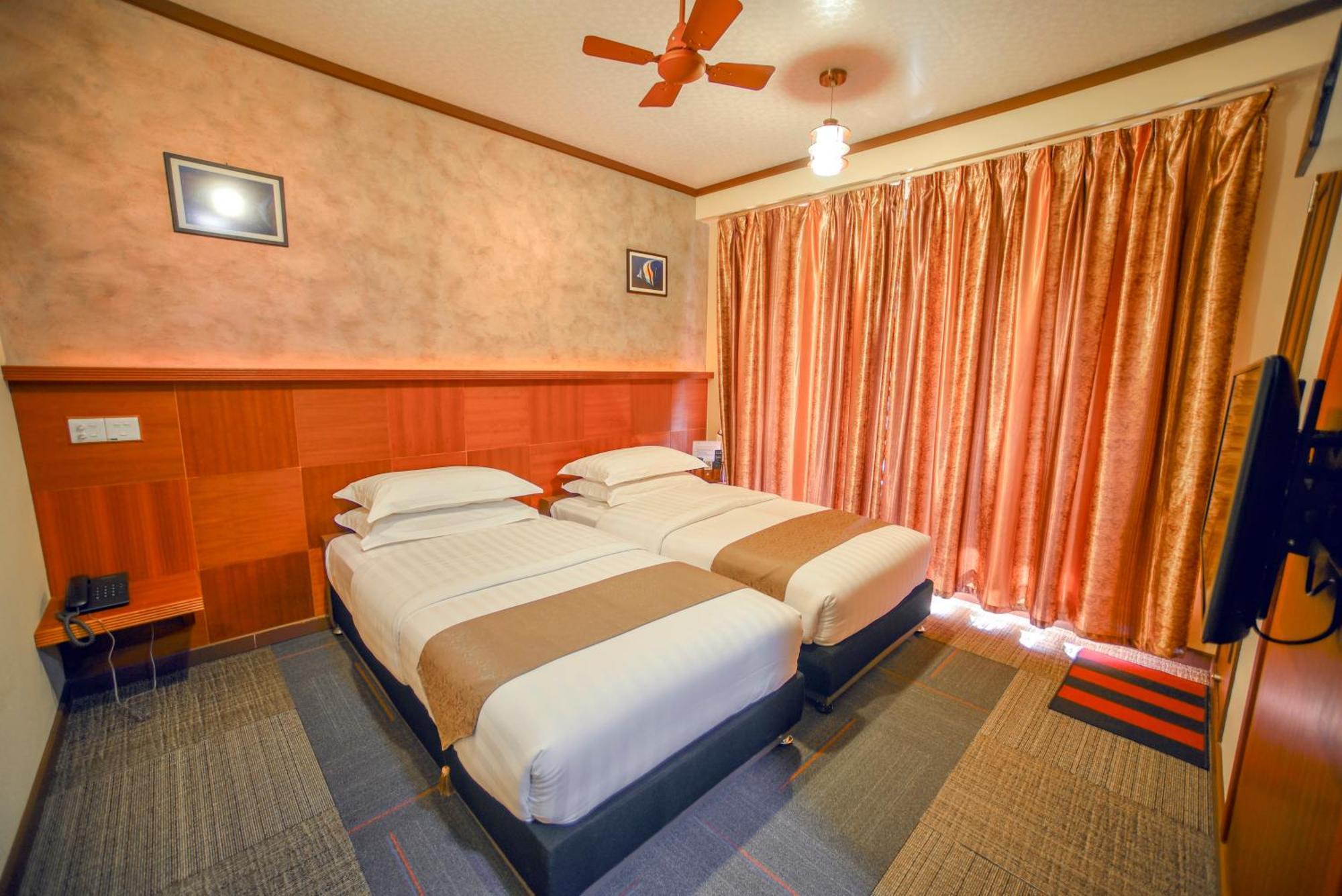 Rashu Hiyaa Hotel Дифуши Стая снимка