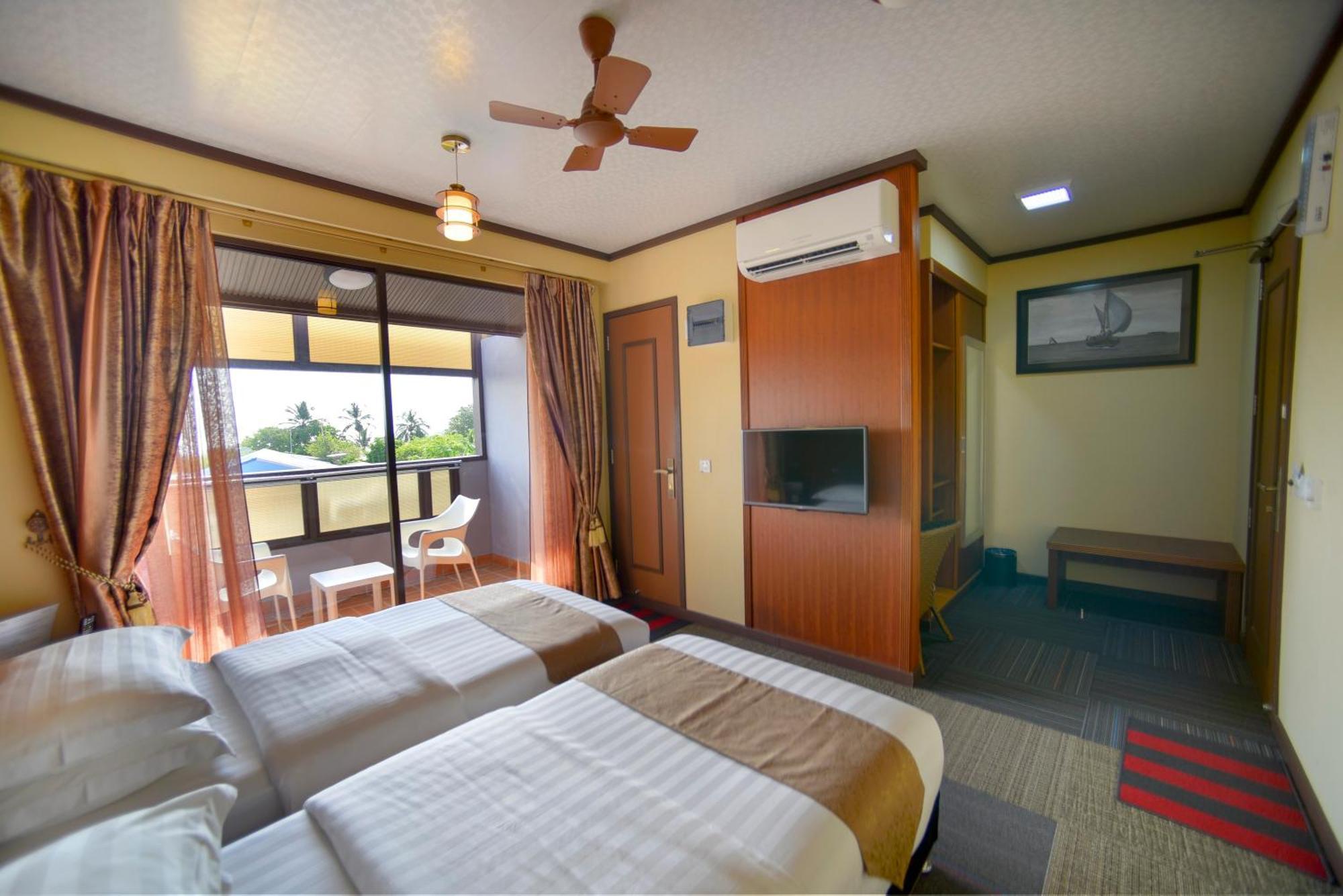 Rashu Hiyaa Hotel Дифуши Стая снимка