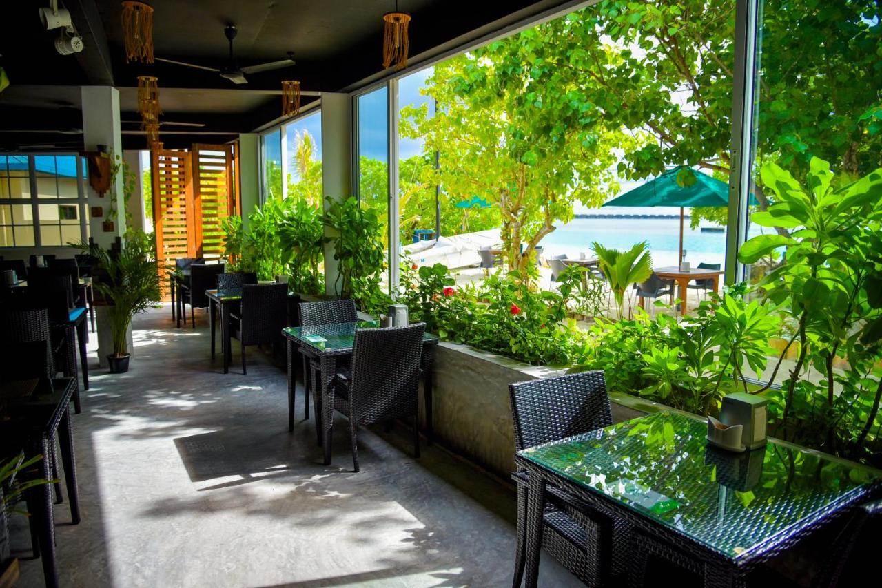 Rashu Hiyaa Hotel Дифуши Екстериор снимка
